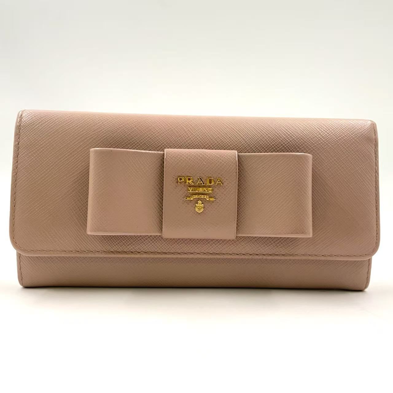 PRADA リボン モチーフ 2つ折 レザー ピンクベージュ 財布 ゴールド