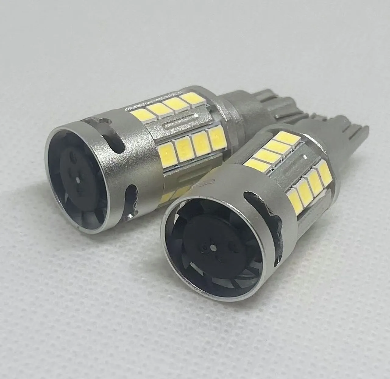 ダイハツ ハイゼット カーゴ 右ヘッドライト s700v アトレー LED 