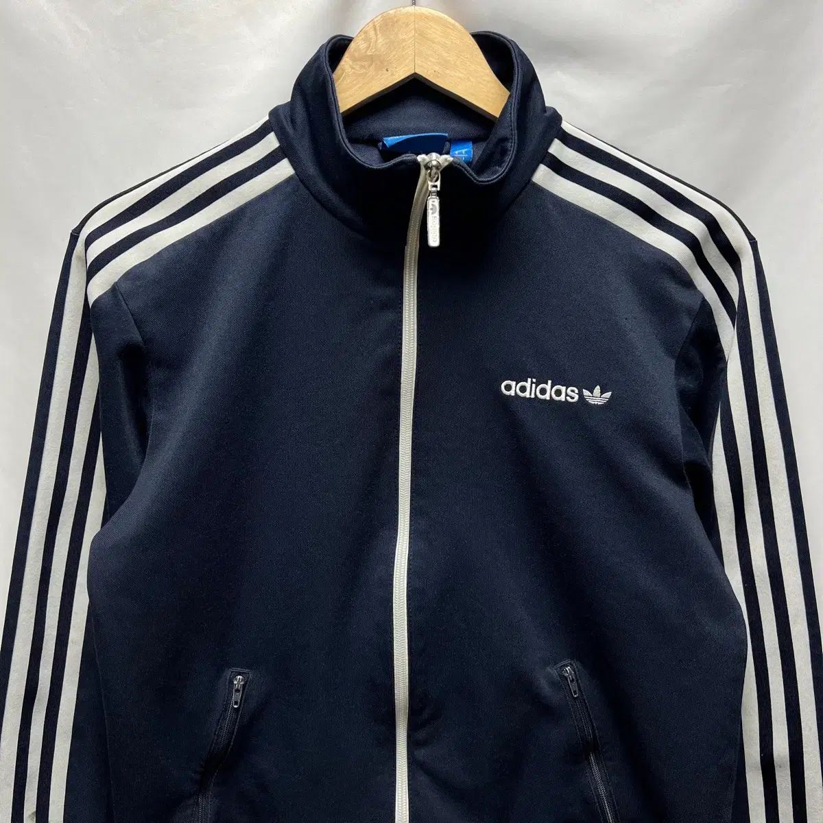 正規品/M adidas アディダス ベッケンバウアー ネイビー 3本線