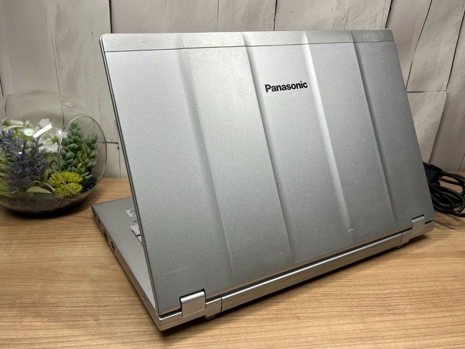 LTE・お買い得品＞1194 軽量 Panasonic レッツノート CF-LV9 16GB 