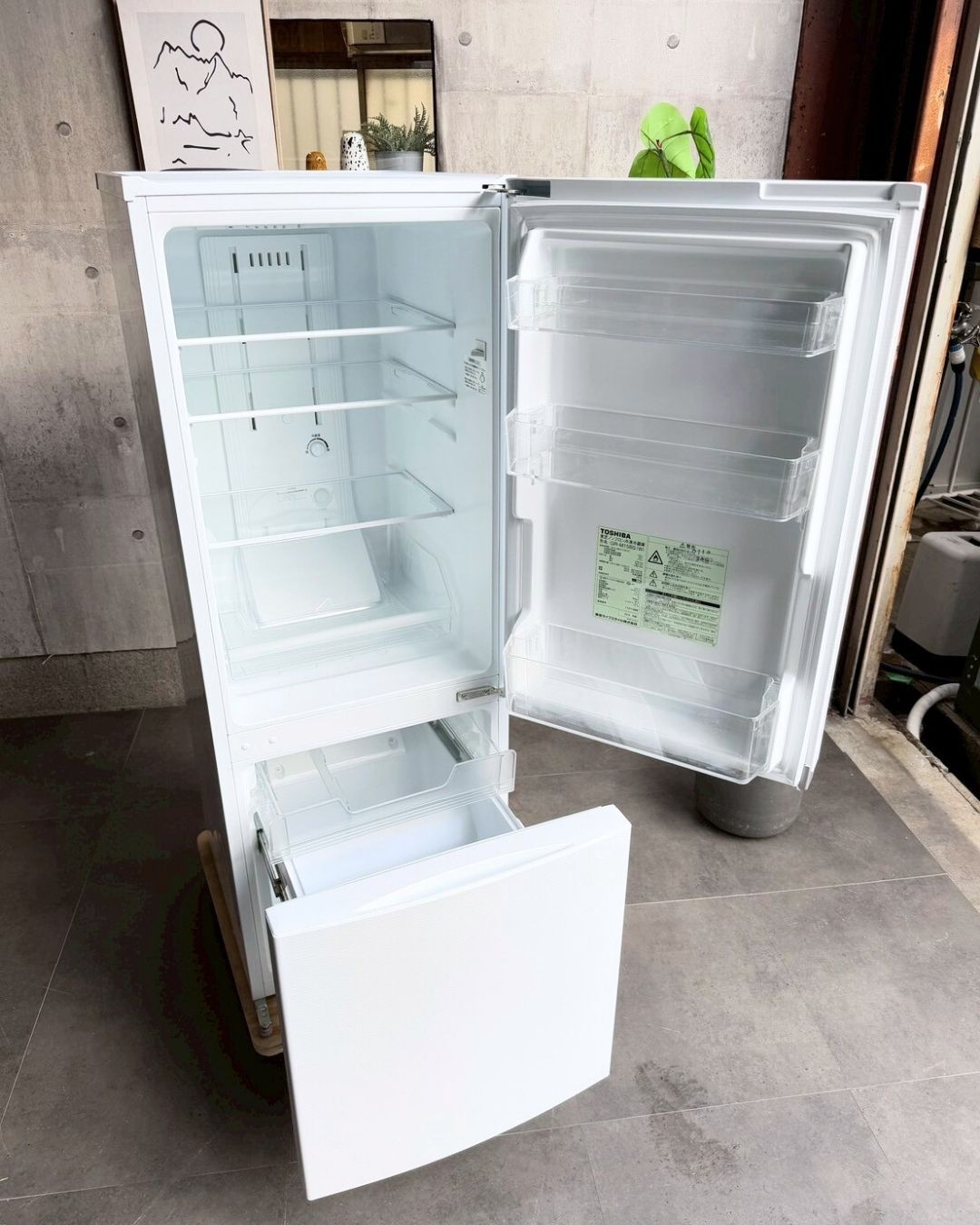 設置まで✨ TOSHIBA 一人暮らし用冷蔵庫 153L✨ 2023年製⭕️ - メルカリ