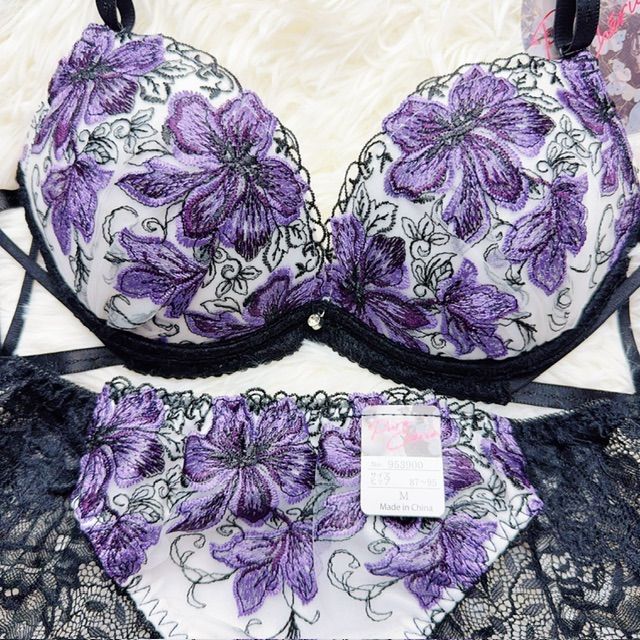 826 ブラ ショーツ C70 紫 826 ブラ ショーツ C70 紫 826 ブラ ショーツ C70 紫