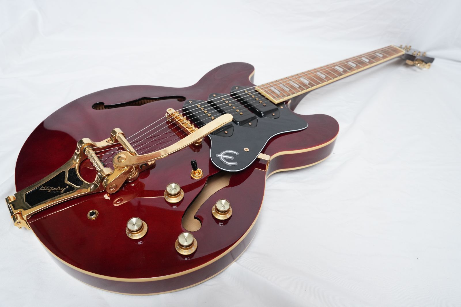 ☆Epiphone☆Riviera P93 WR セミアコ P-90×3 Bigsby搭載 2019年製 美