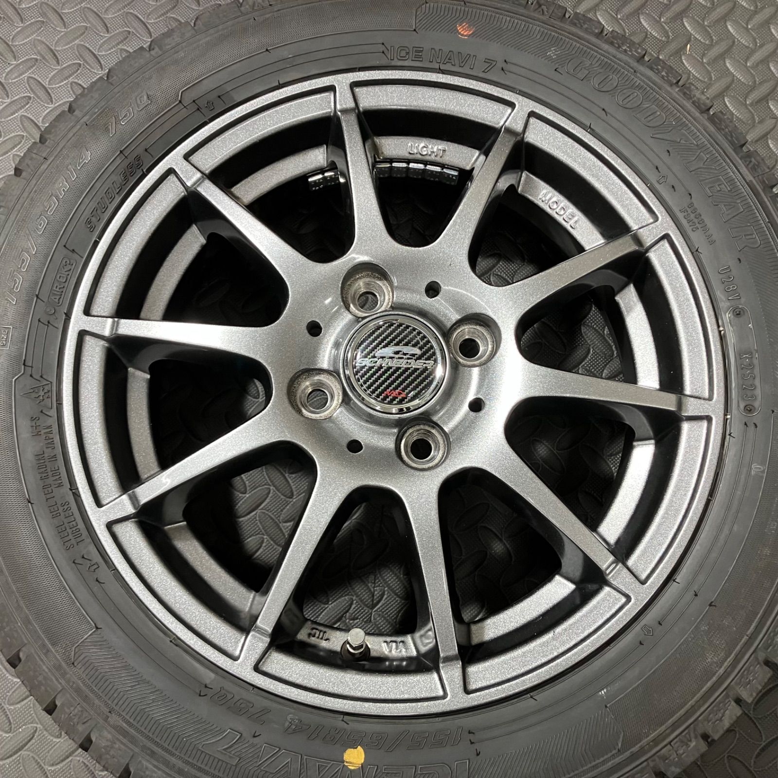 23年製 155/65R14 グッドイヤー アイスナビ7 A-TECH シュナイダー 