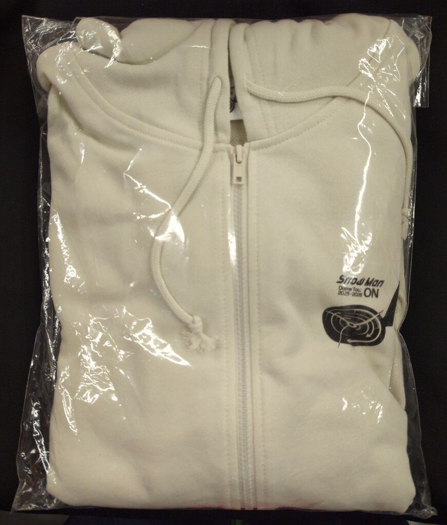 SnowMan 25 26年ON パーカー いつもより大きいサイズ XL