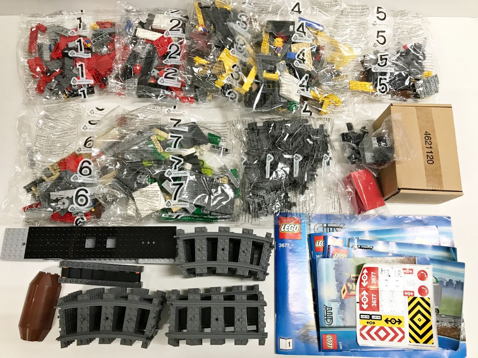 32.【内未開封】LEGO レゴ シティ 3677 レッドカーゴトレイン 