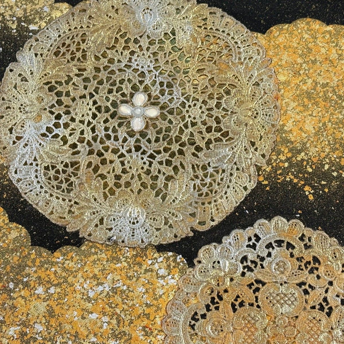 袋帯 秀品 華文 雲文 金銀彩 螺鈿 黒 お太鼓柄 正絹 【中古】 - メルカリ