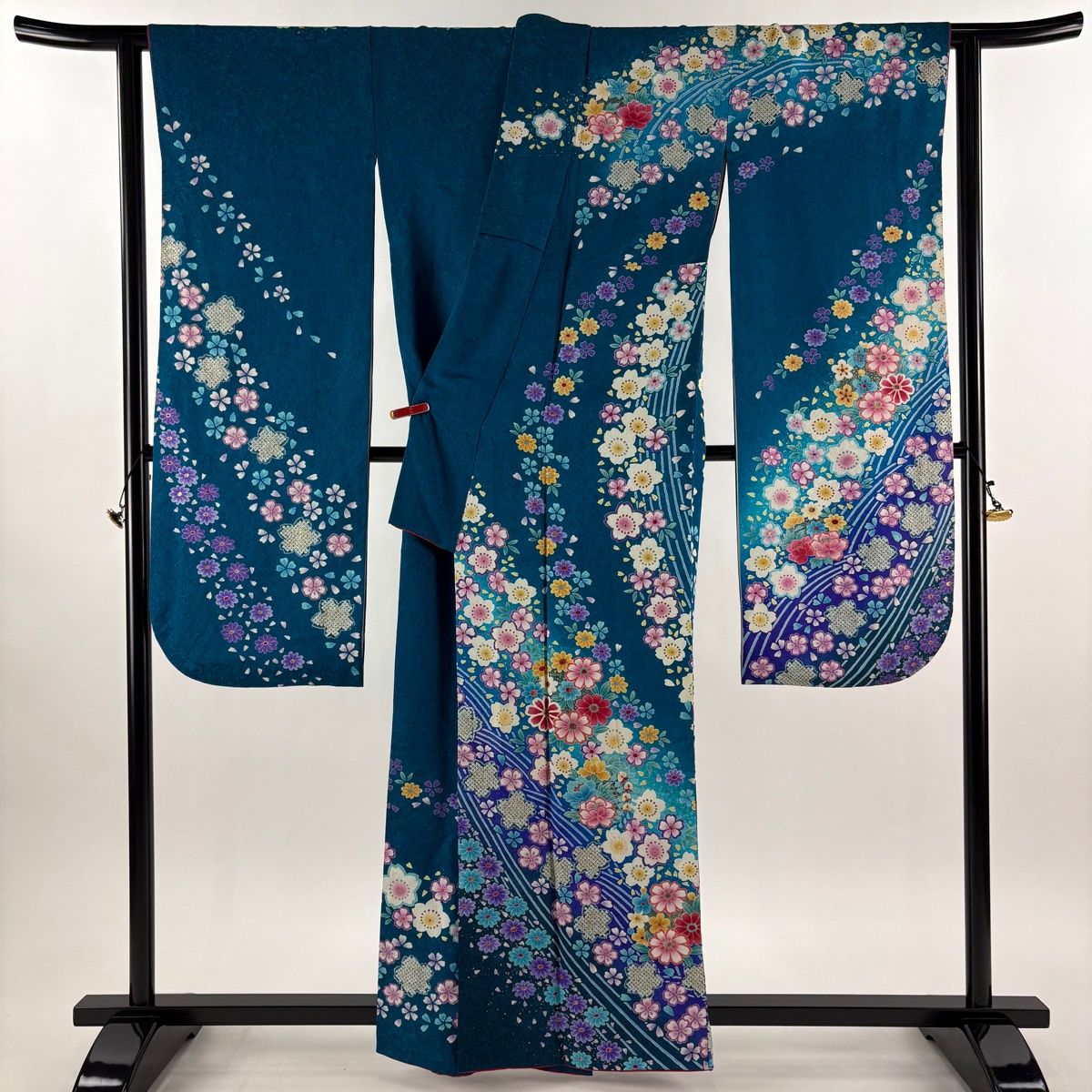 ‪‪❤︎‬ スカイブルー 吉祥 花々柄 振袖 身丈156 振袖 身丈159.5cm 裄丈66cm M 袷 草花 波 銀通し 金彩 青緑 正絹 逸品