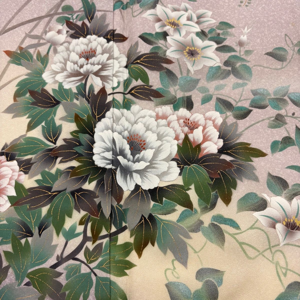 付下げ 身丈154.5cm 裄丈64cm M 袷 牡丹 草花 金彩 ぼかし 薄紫 正絹