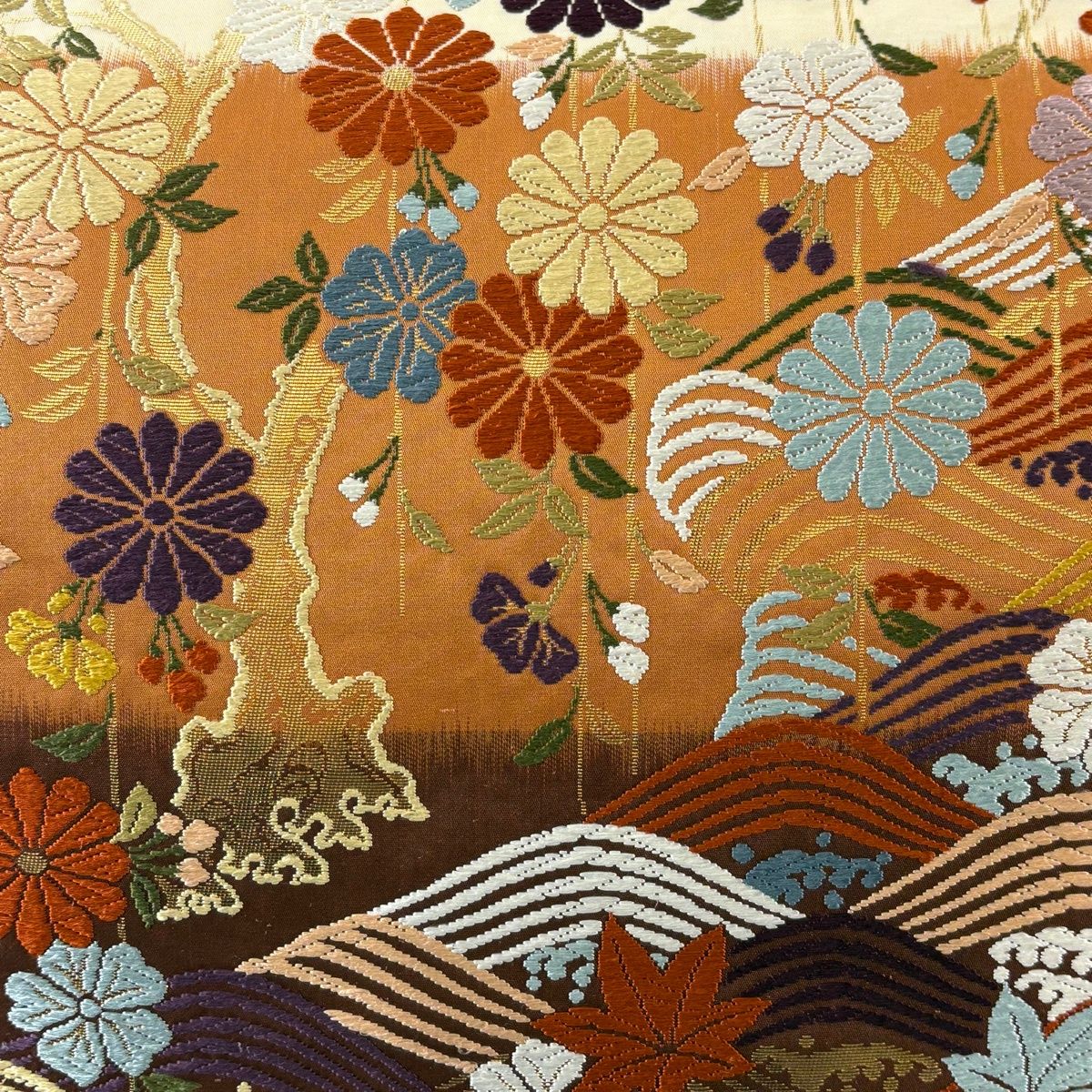 美品】 袋帯 逸品 服部織物 落款 能衣青海文様 波 箔 唐織 オレンジ 六