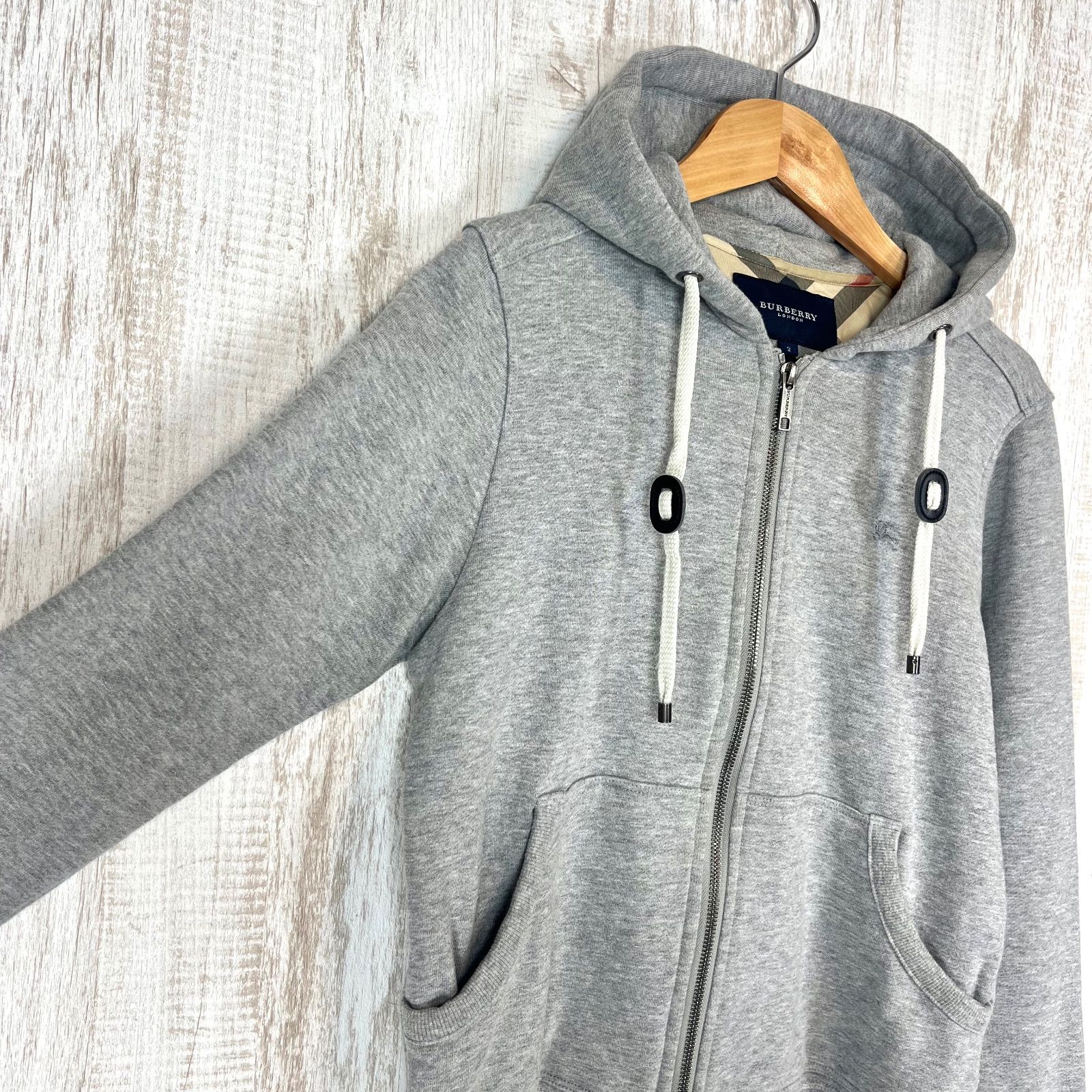 【希少✨】現行バーバリー ジップパーカー ホースロゴ刺繍×ノバチェック グレーL BURBERRY LONDON バーバリーロンドン ホースロゴ刺繍 ノバチェック