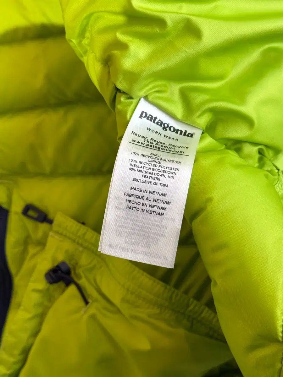 パタゴニア ダウン セーター ベスト xl peppergrass green - メルカリ