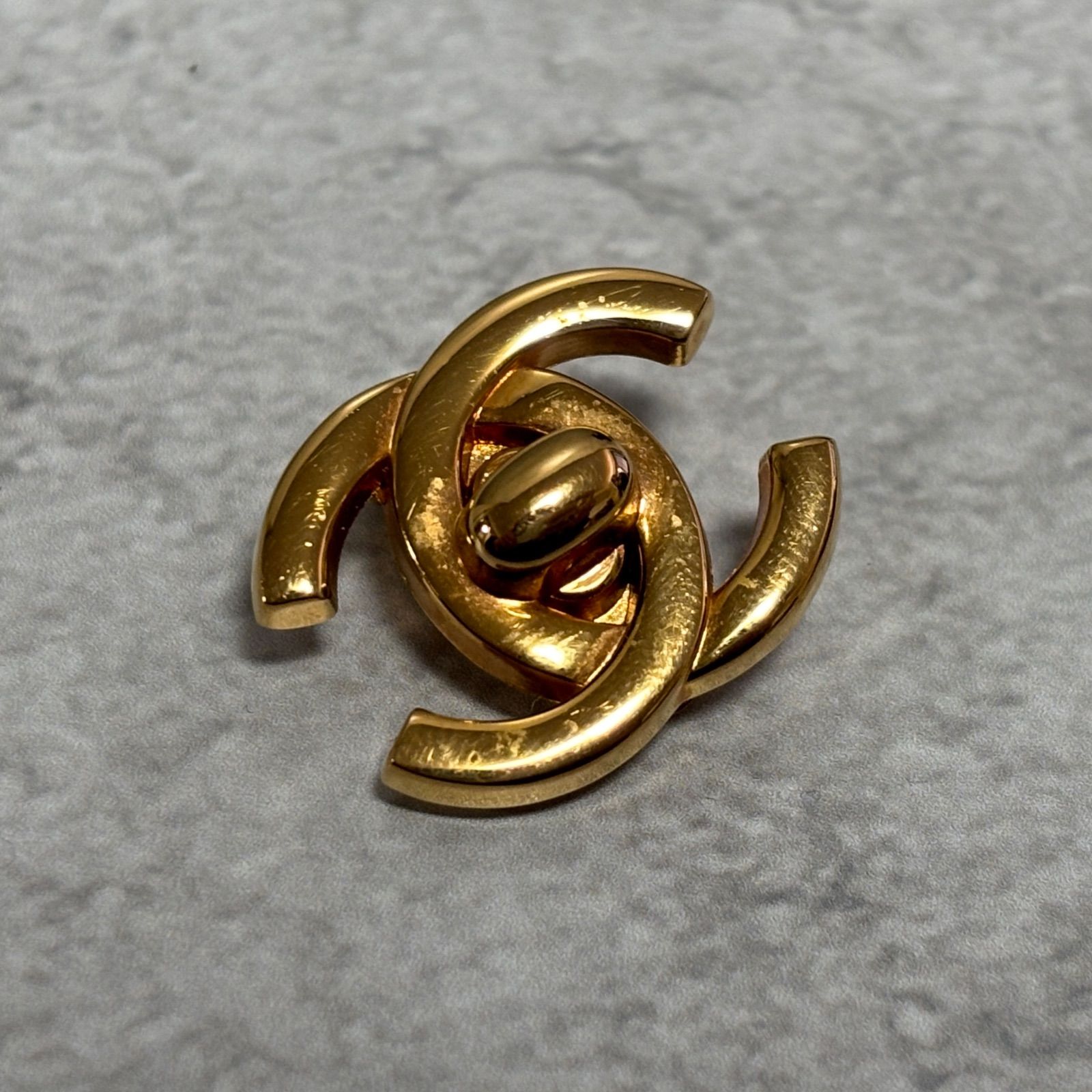 CHANEL シャネル イヤリング 片耳のみ ココマーク ゴールド GP