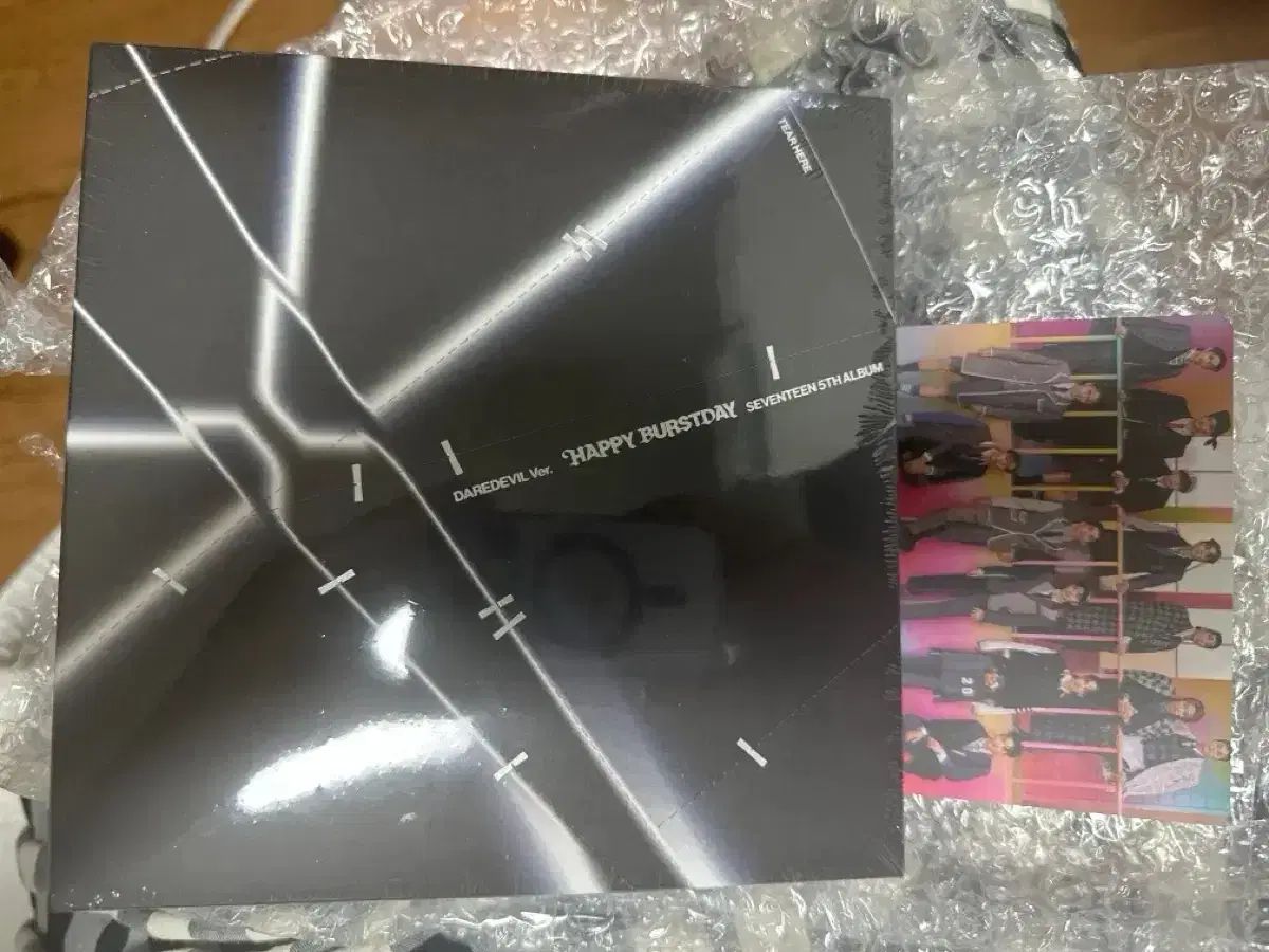 SEVENTEEN セブチ DEARDEVIL盤 CARAT盤 未開封 12枚 SEVENTEEN(セブンティーン・セブチ) カラット盤 CARAT盤 BURSTDAY