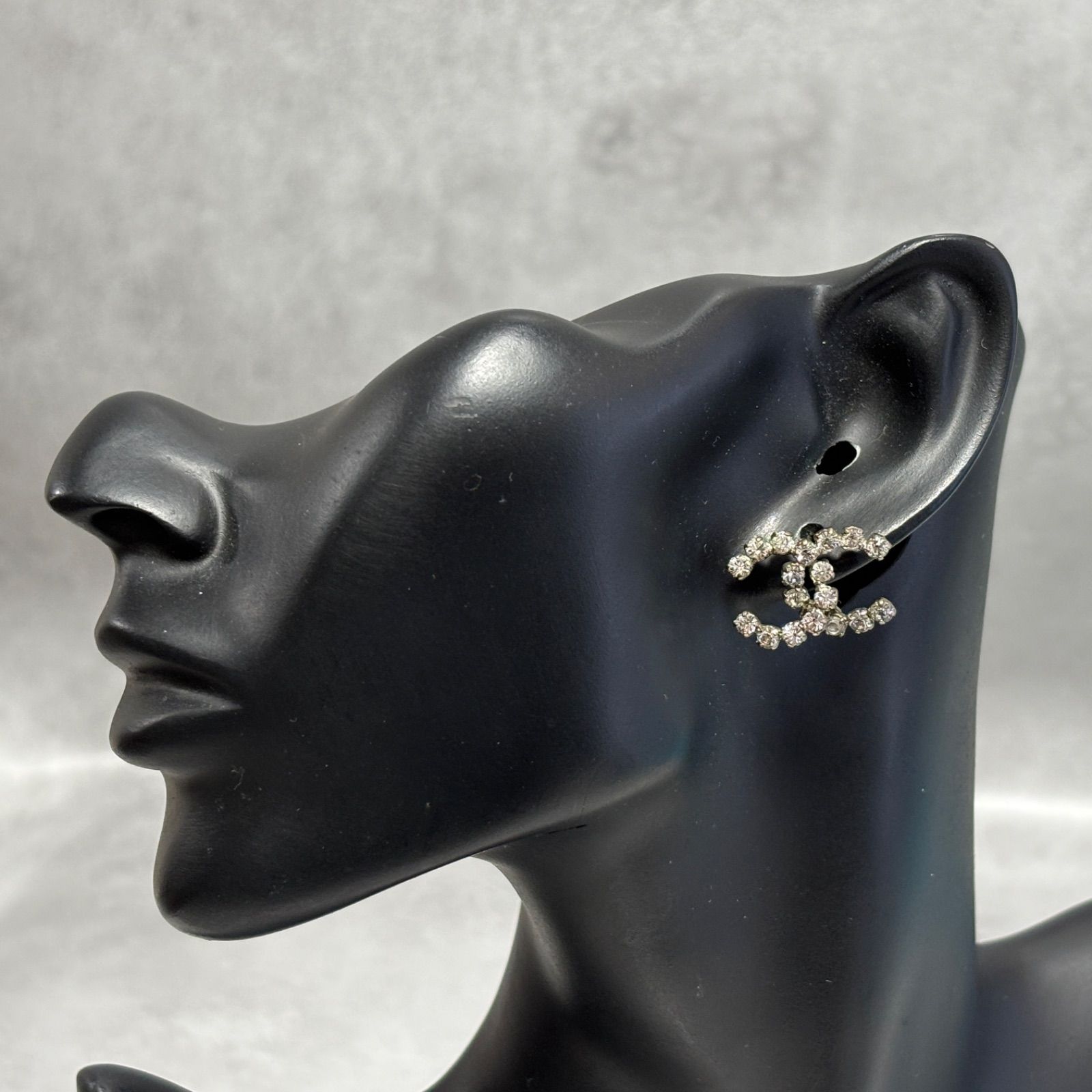 CHANEL シャネル ピアス ココマーク ラインストーン シルバー 00A 片耳