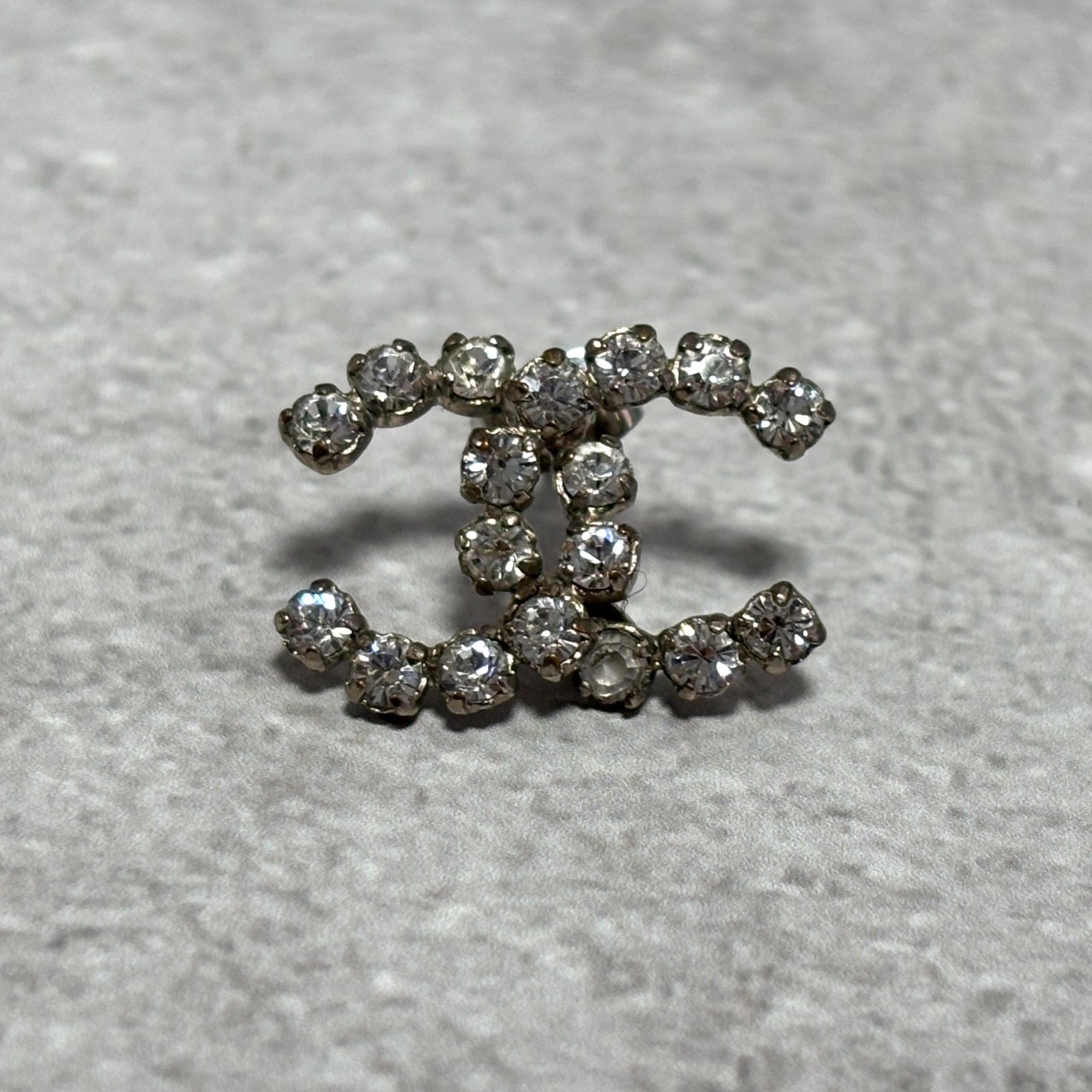 CHANEL シャネル ピアス ココマーク ラインストーン シルバー 00A 片耳