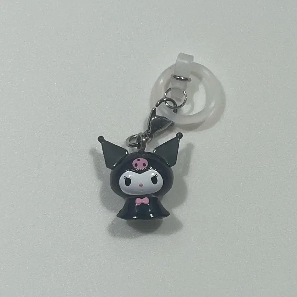 【超希少・レア】　初期　クロミ　めじるしアクセサリー　てるてる坊主　レインコート サンリオ クロミ てるてる坊主 レインコート 黒クロミ めじるし 日本