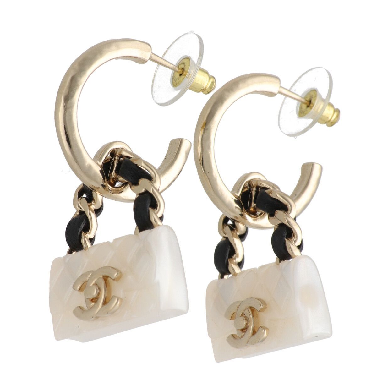 中古】 CHANEL シャネル ピアス B23C マトラッセ ホワイト フープ 