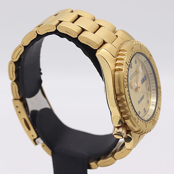 ゴールド文字盤 メンズ腕時計