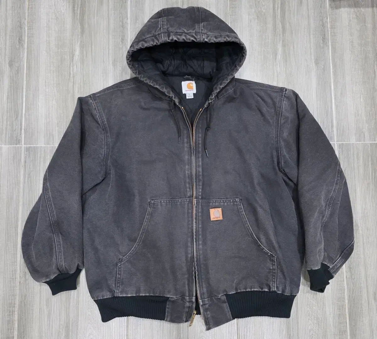 Carhartt カーハート j130 blk ブラック アクティブ ジャケット L