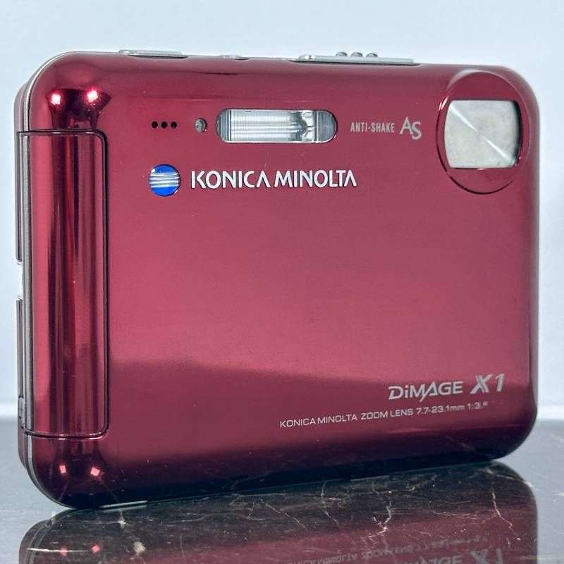 Konica Minolta DiMAGE X1 レッド 800万画素 超薄型 スタイリッシュ