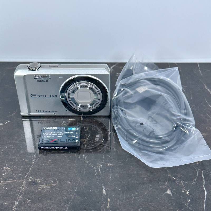美品】CASIO EXILIM EX-Z28 シルバー 1610万画素 光学6倍ズーム 薄型