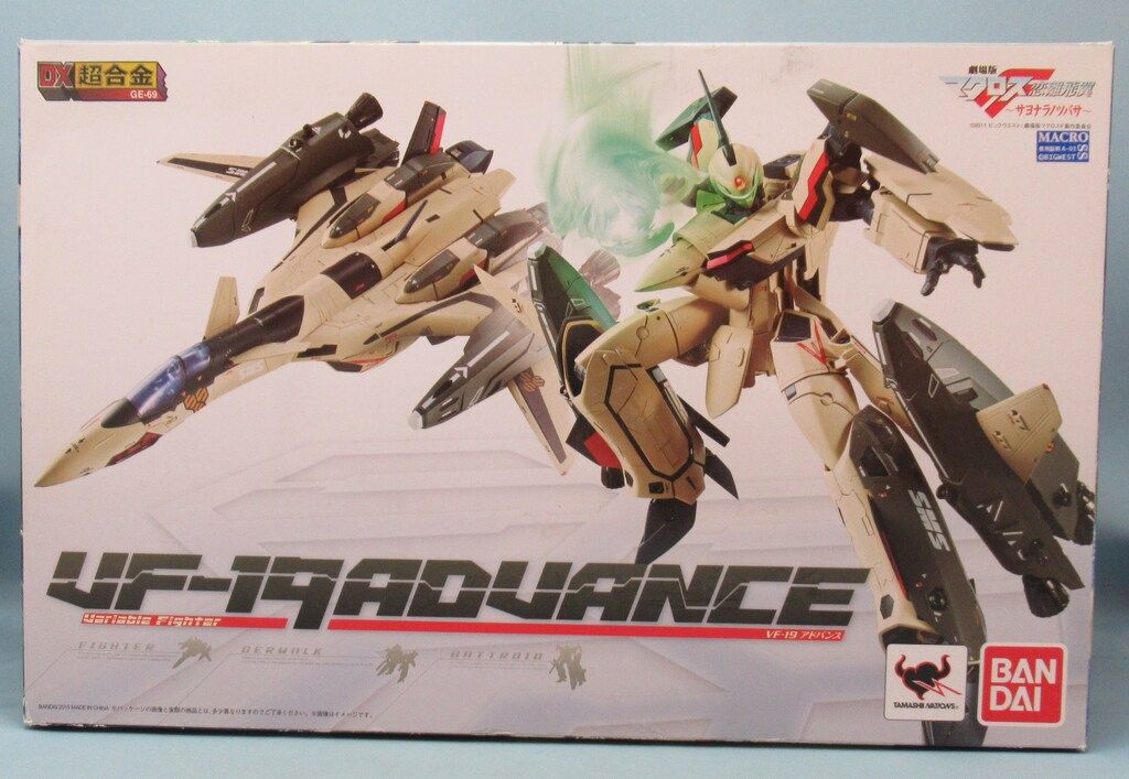 バンダイ DX超合金 VF 19アドバンス