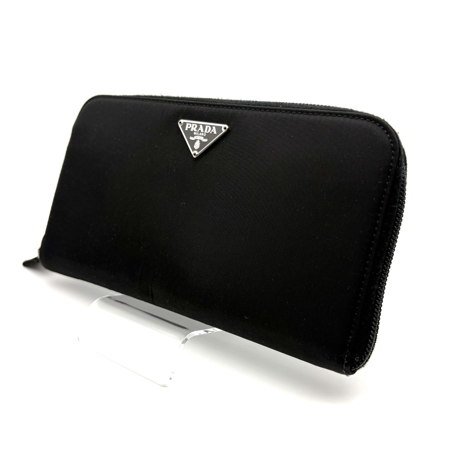 美品 】PRADA プラダ M506 ジップアラウンドウォレット トライアングル