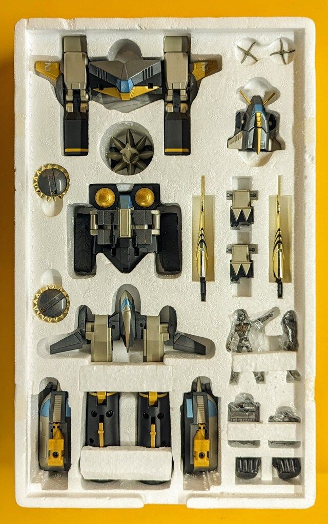 バンダイ 超合金魂 GX 03 B ブラックコンバトラーV その他 キャラクター玩具 おもちゃ