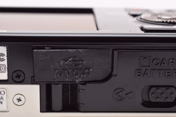 極美品｜Nikon COOLPIX S6000 シャンパンシルバー クールピクス