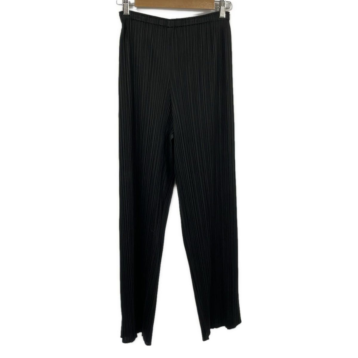 PLATS PLEATS プリーツ黒パンツ サイズ3 PLEATS PLEASE(プリーツプリーズ) パンツ サイズ3 L レディース新品