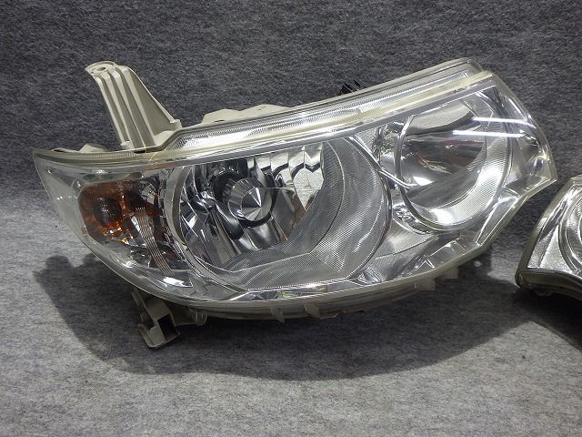 タントカスタム ヘッドライト左右 HID L375S/L385S 100-51944 ダイハツ 