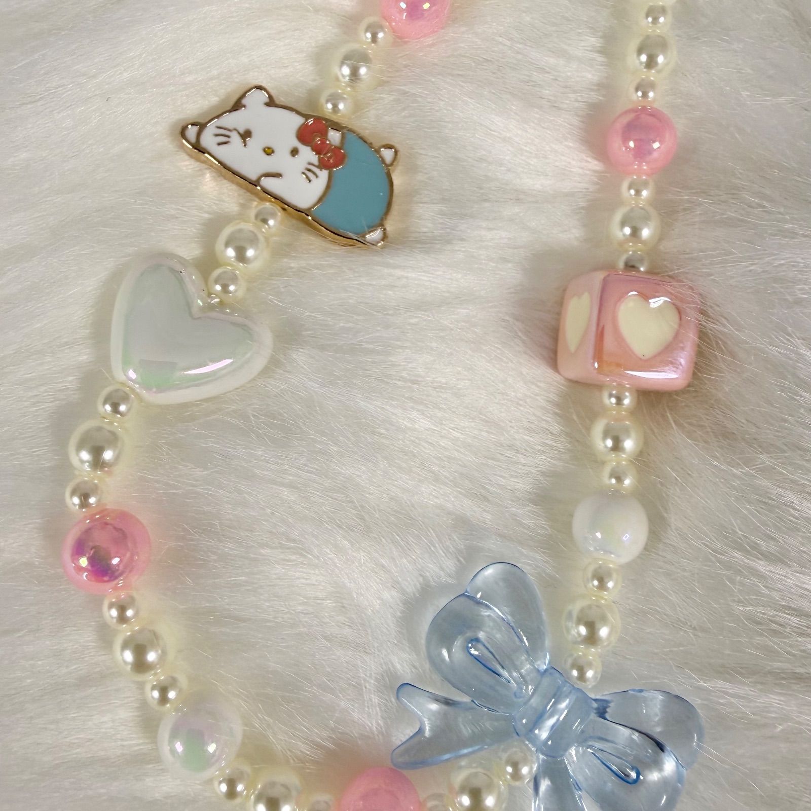 激レア ハローキティ Momoberry パールビーズストラップ モモベリー 激