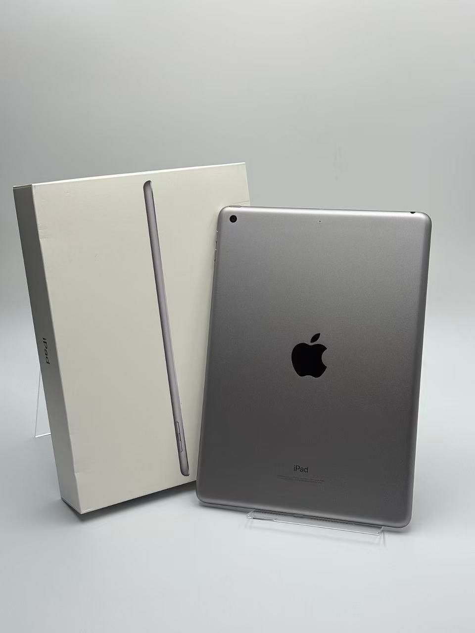 中古B】iPad 第6世代 128GB スペースグレイ Wi-Fi バッテリー【75