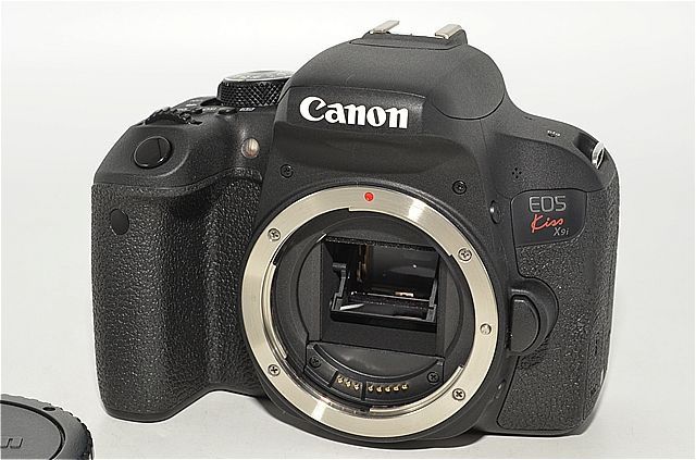 124ショットの極上品】 Canon キヤノン EOS Kiss X9i ボディー