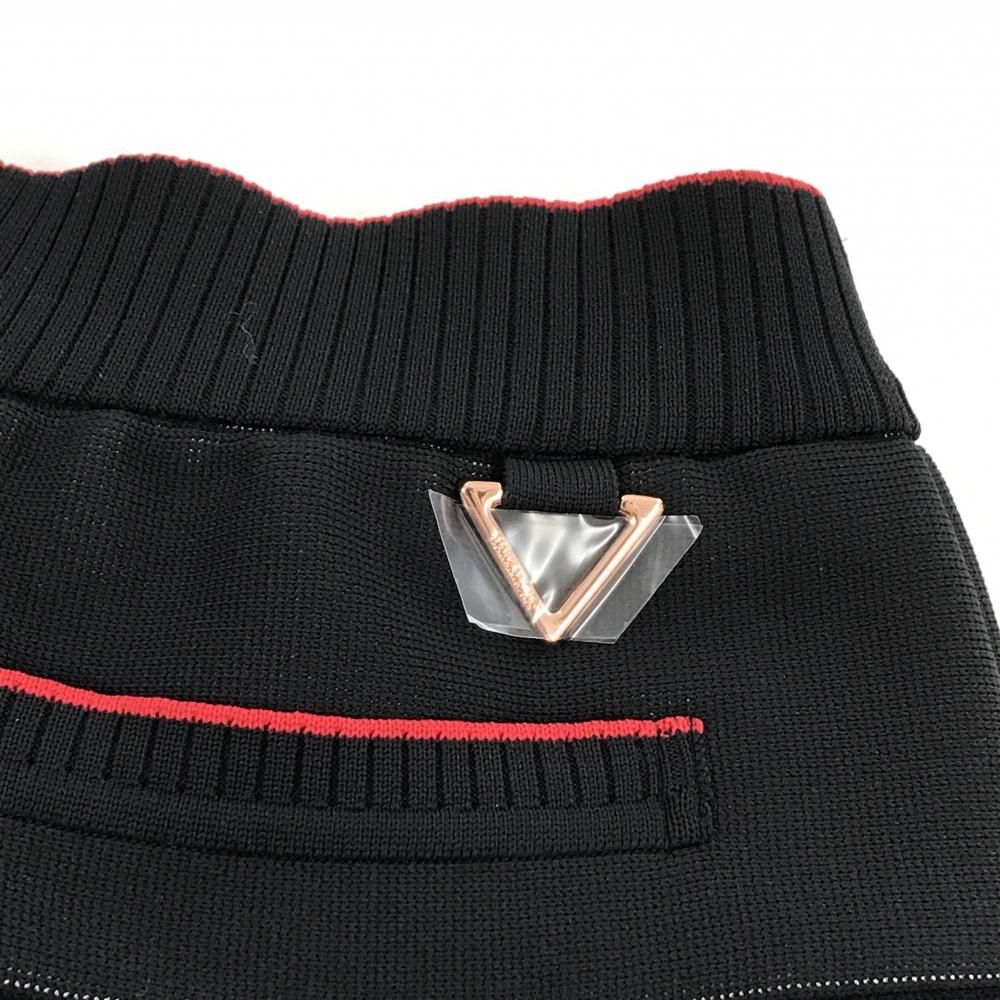 新品】マークアンドロナ ニットスカート 黒×白 プリーツ 裾ロゴ