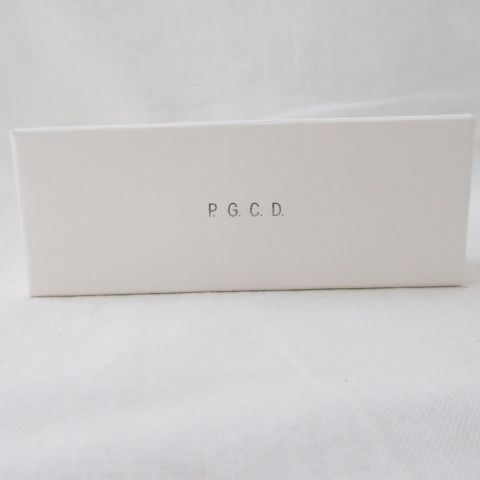P.G.C.D. Base Blanc バーズ ブラン ( メイクアップベース・日焼け止め