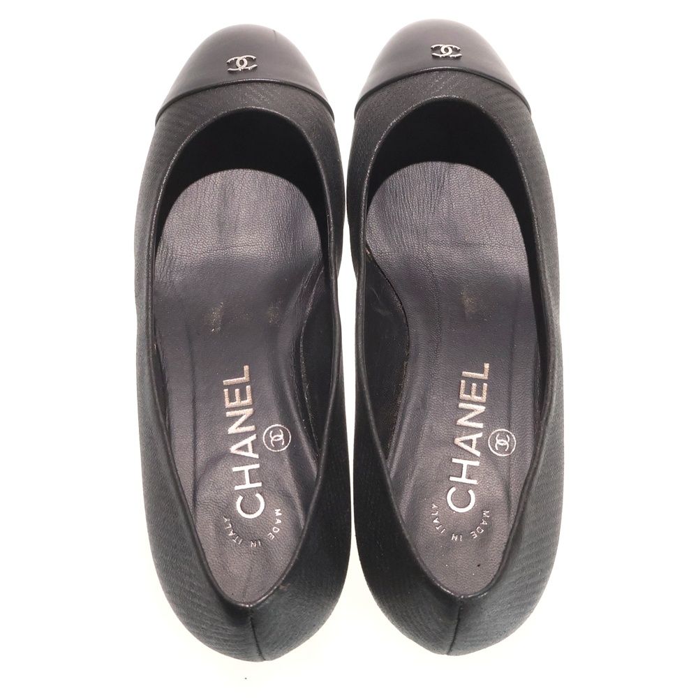 CHANEL シャネル　ココマーク　レザー　パンプス CHANEL (シャネル) ココマーク ロゴプレート レザー ヒール パンプス