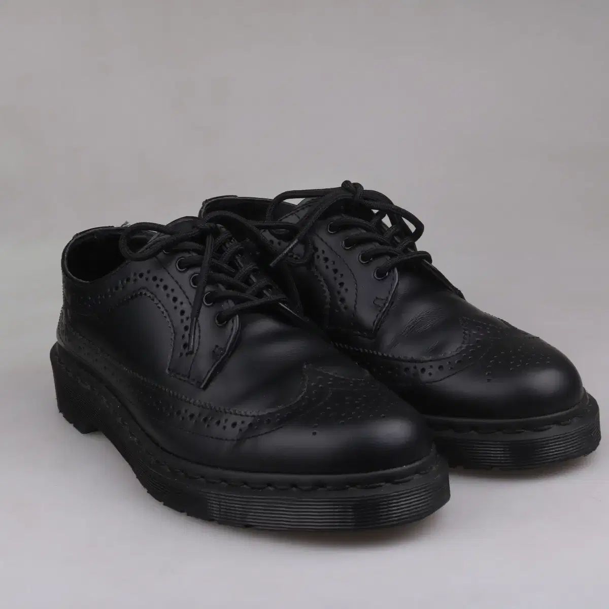 DR. MARTENS ドクターマーチン 3989 5ホール ウイングチップ 出品 (uk7