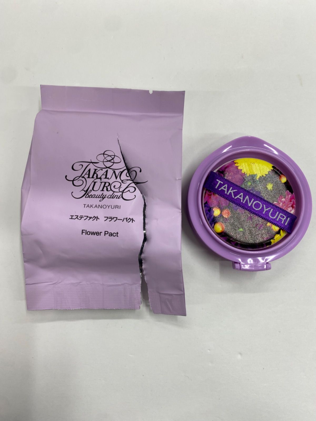 R3194 K たかの友梨 エステファクト フラワーパクト ファンデーション