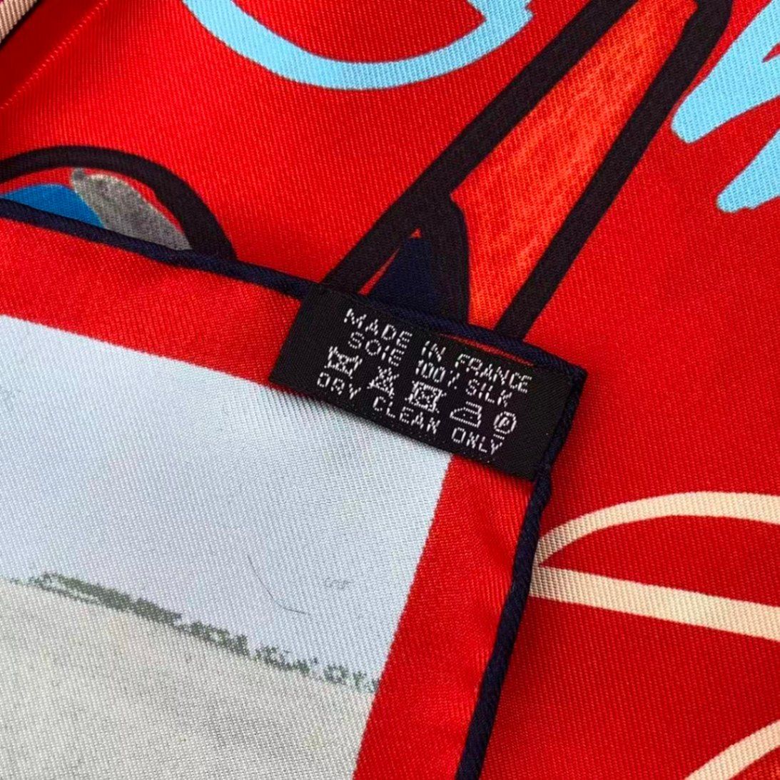 新品同様 HERMES エルメス カレ90 シルク スカーフ Modernisme