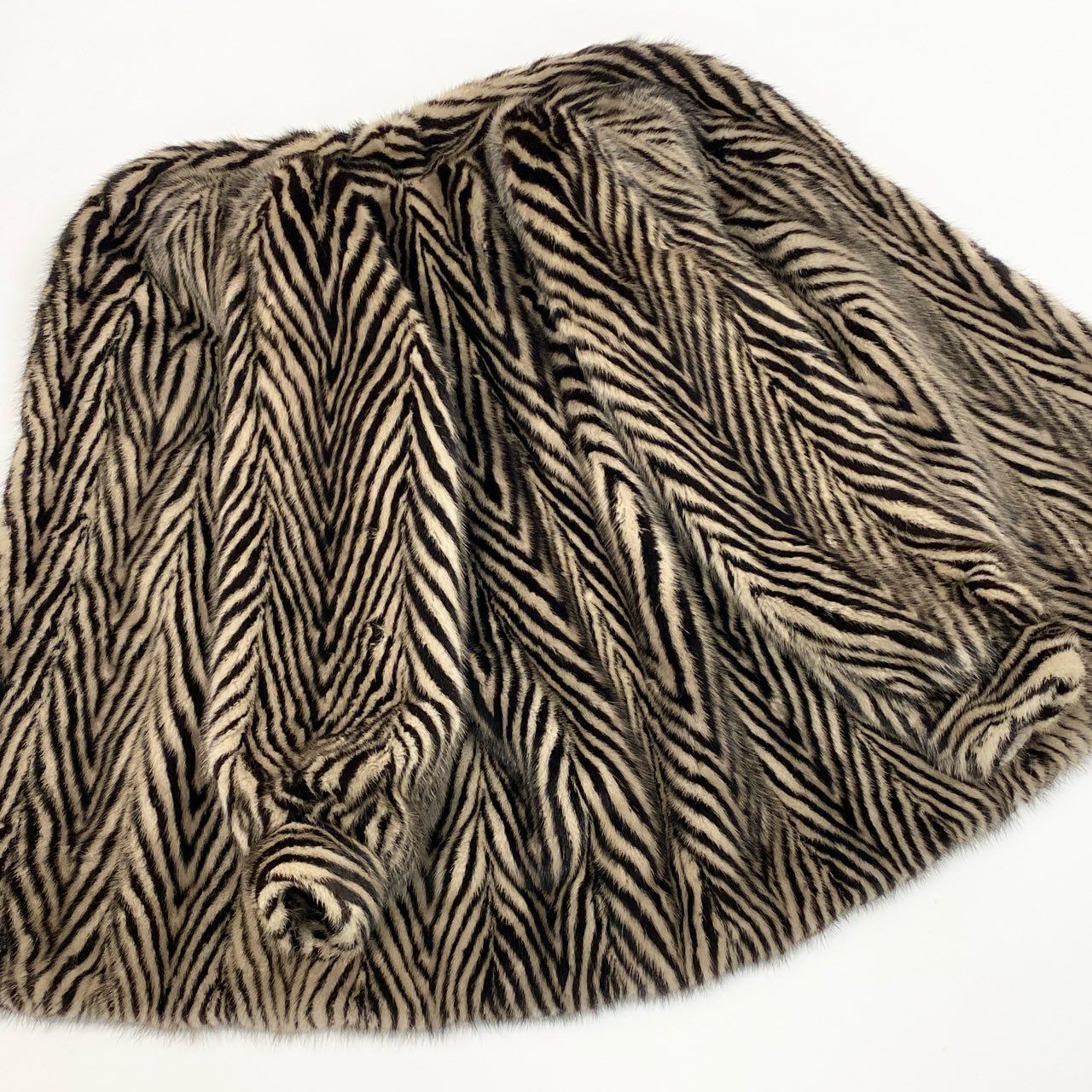 14a15 SAGA MINK サガミンク ゼブラ柄 ミンクコート サイズ9 ブラック