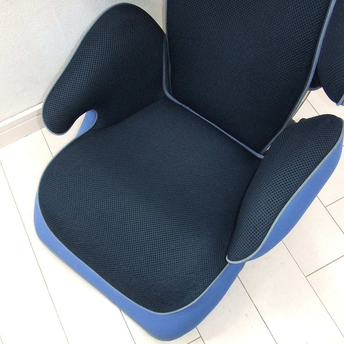 綺麗 ジュニアシート トヨタ純正 TOYOTA 3歳～12歳 TAKATA