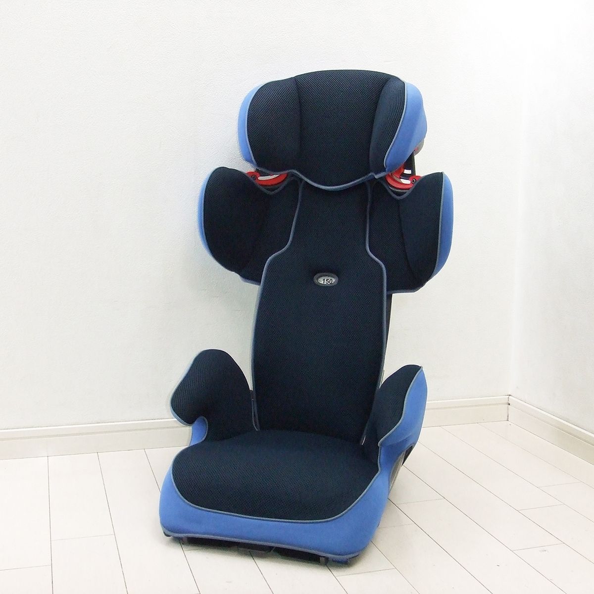 綺麗 ジュニアシート トヨタ純正 TOYOTA 3歳～12歳 TAKATA