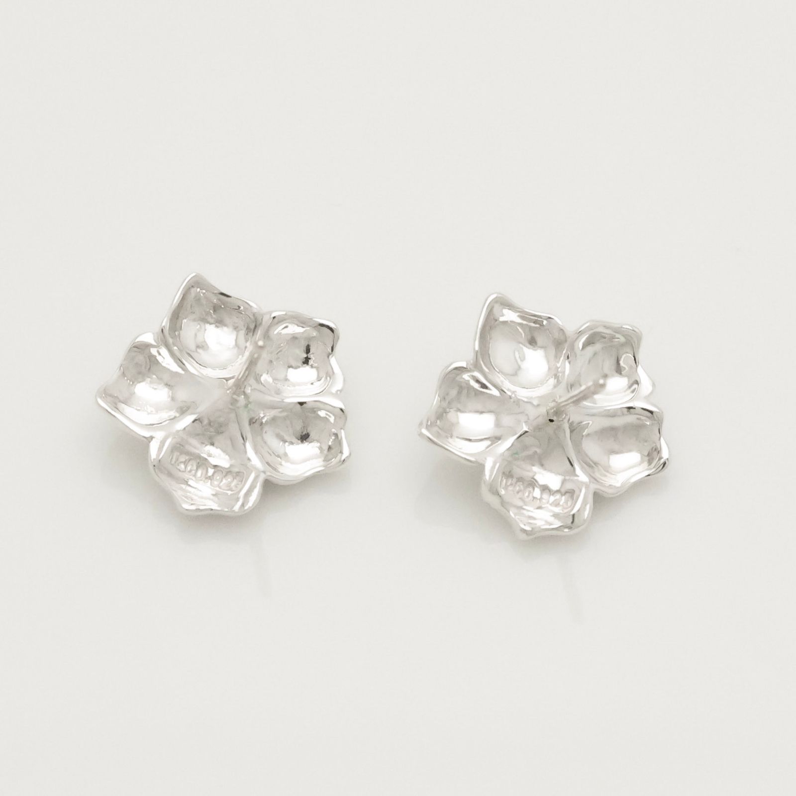 ティファニー　フラワー　パール　スタッド　ピアス　シルバー　925 美品】ティファニー TIFFANY&Co. フラワー パール スタッド ピアス