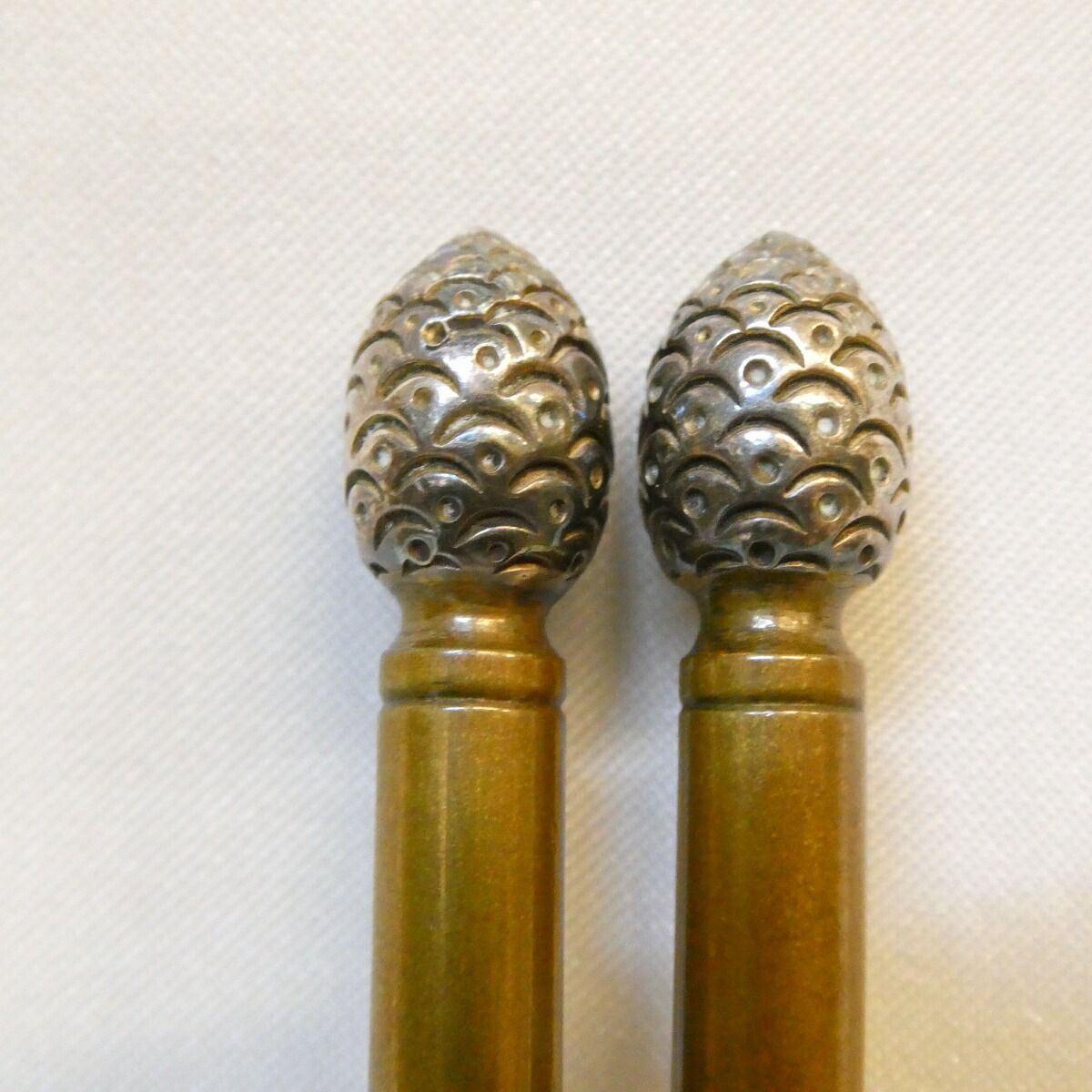 千家十職】十五代 大西清右衛門 浄心作 南鐐 松笠頭 真鍮火箸 飾火箸