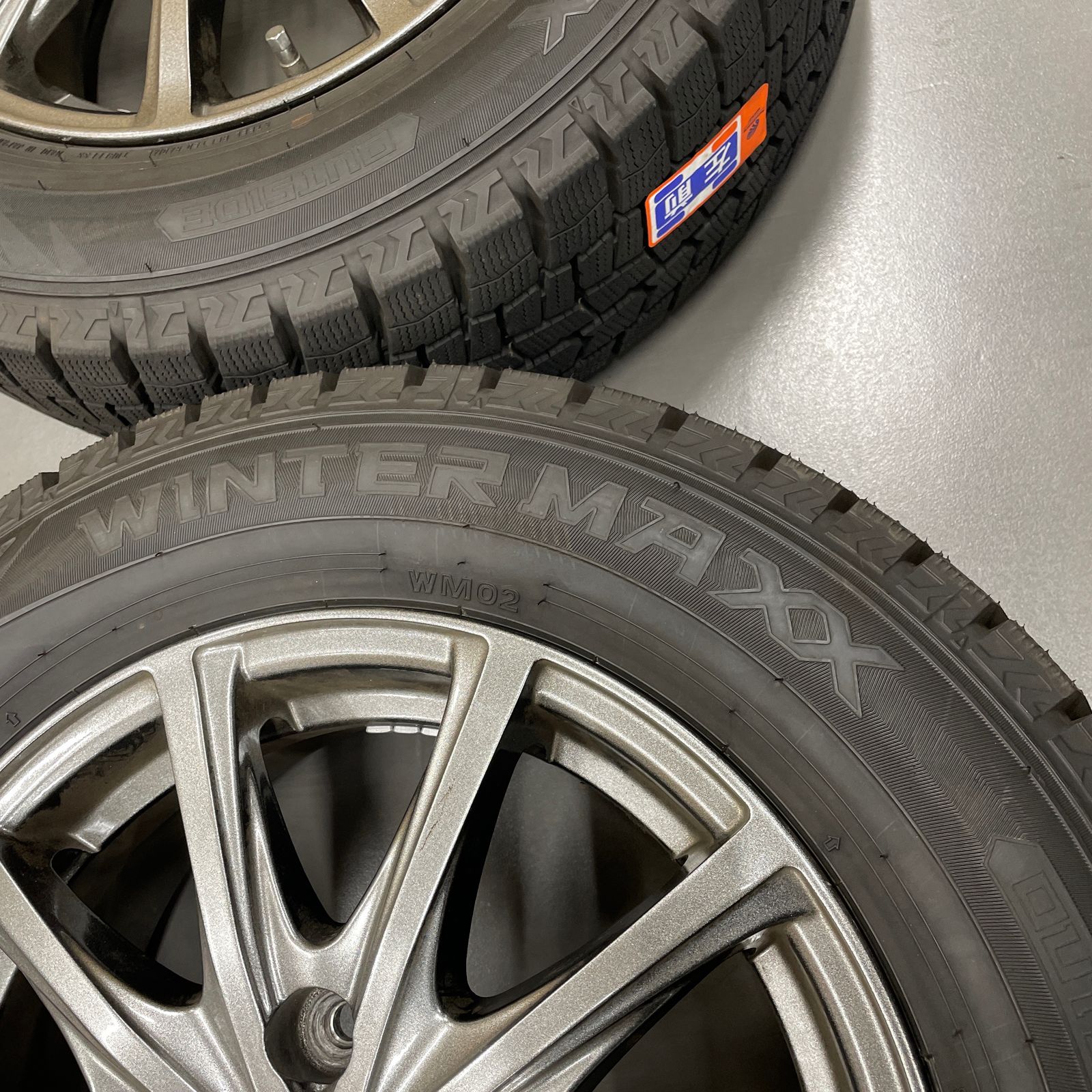 スタッドレスタイヤ WINTER MAXX WM02 ダンロップ 195/65R15 4本セット 
