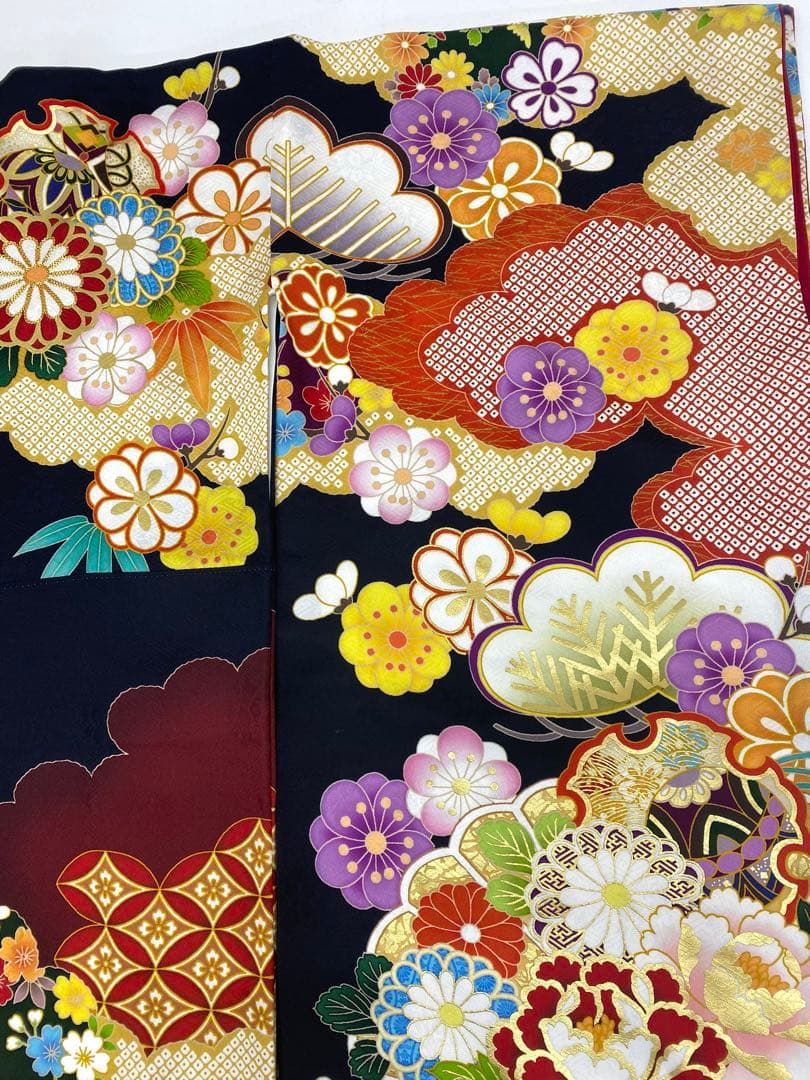振袖 金駒 金彩 紋意匠 身丈160cm 撥水加工済 MO3297 - メルカリ