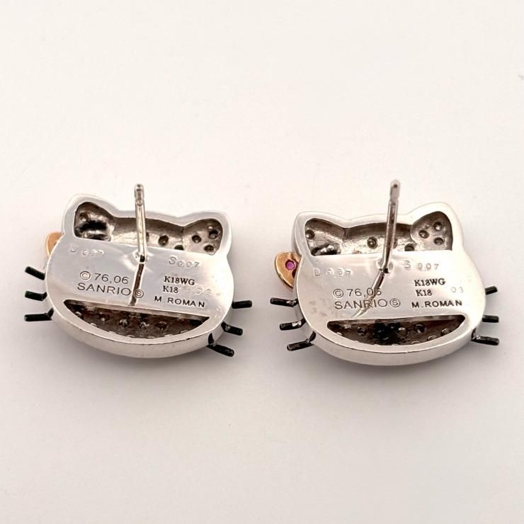 サンリオ ハローキティ ピアス K18 WG ダイヤモンド サファイア 0.37ct