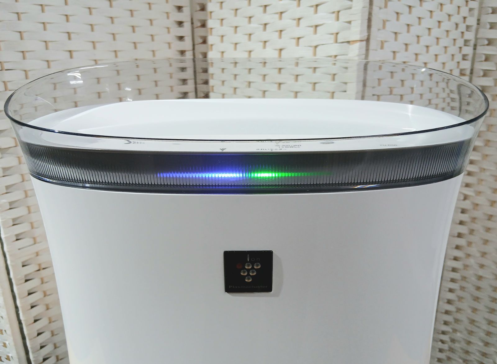 美品 SHARP シャープ 空気清浄機 FU-R50-W 2023年製 - メルカリ